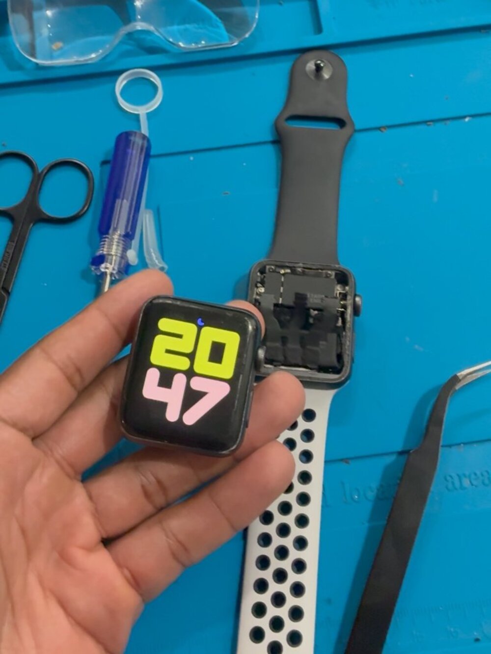 [Send Offers!! ] Apple Watch Series 3gps 42 Mm Space Gray Aluminum With Black
